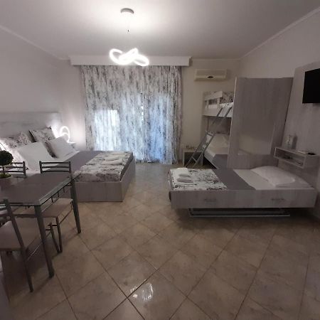 Apartamento Studio Garden Nea Kallikrateia Exterior foto