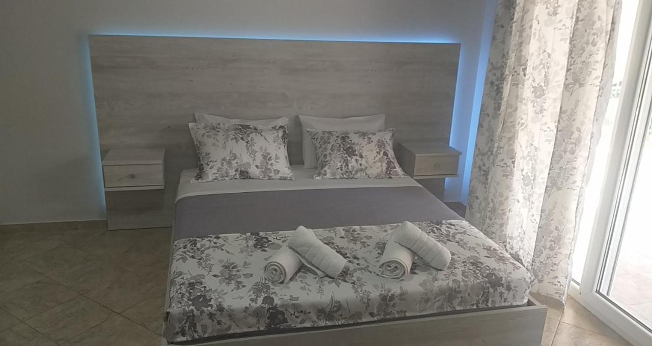 Apartamento Studio Garden Nea Kallikrateia Exterior foto